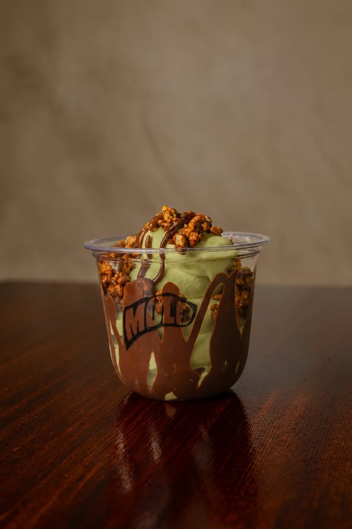 Frozen Yogurt Matcha - Image 1