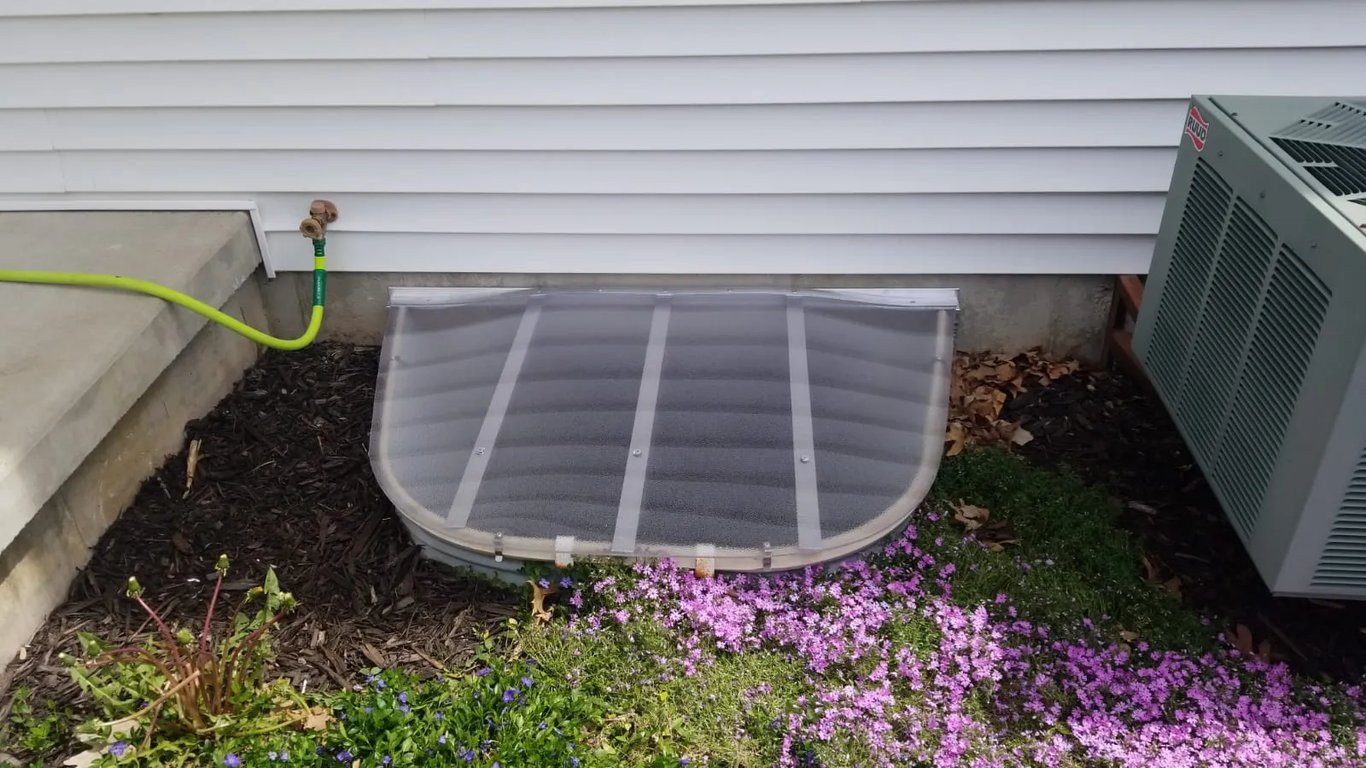 Frosted-clear Polycarbonate Window Well Cover