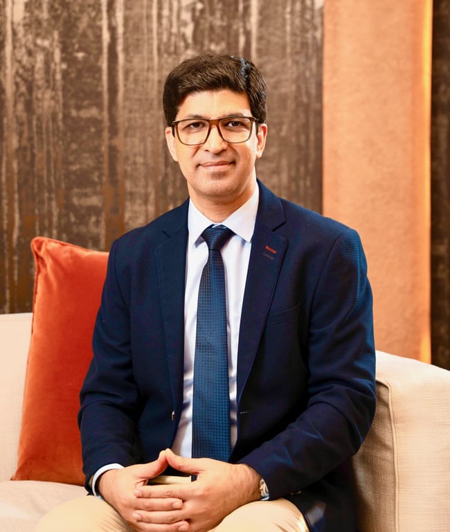 Dr. Raza Qureshi