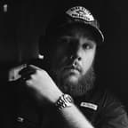 Luke Combs profile image