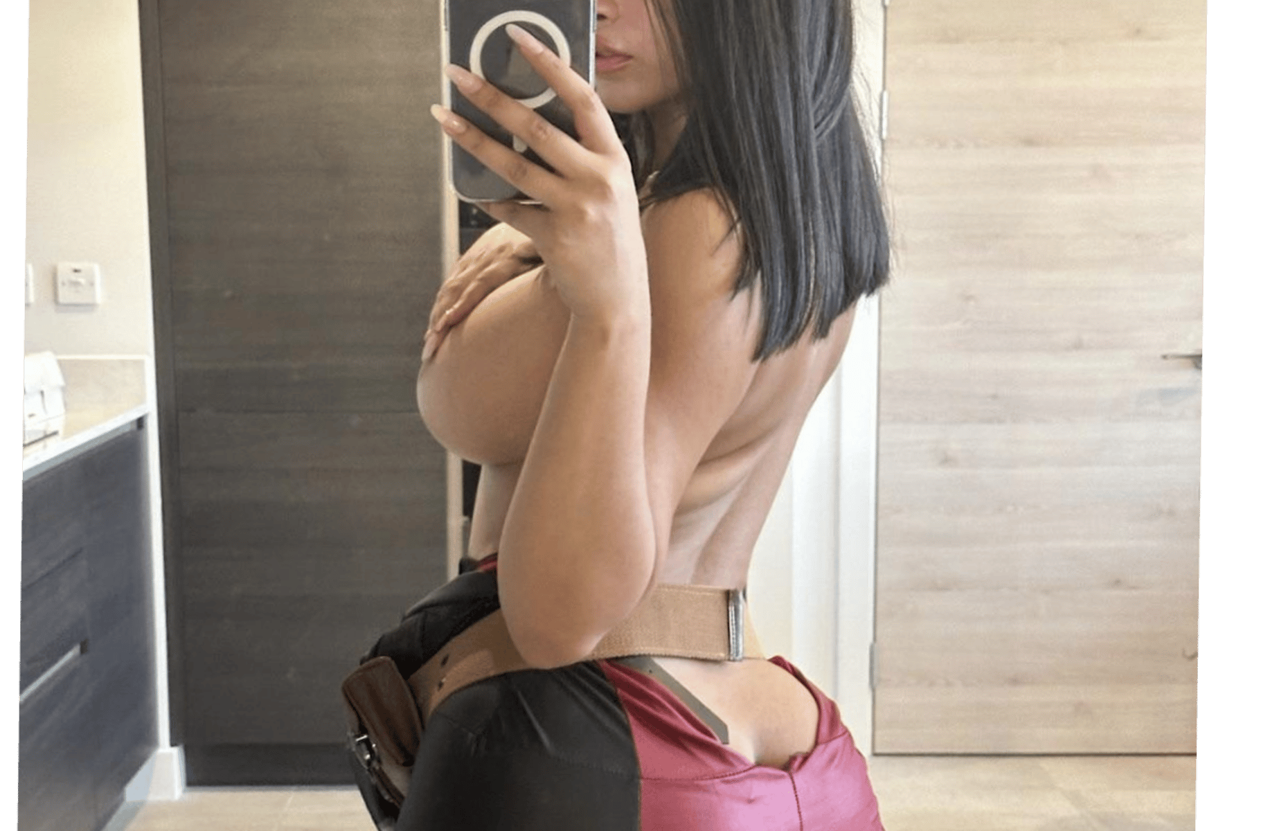 Cosplayer friend