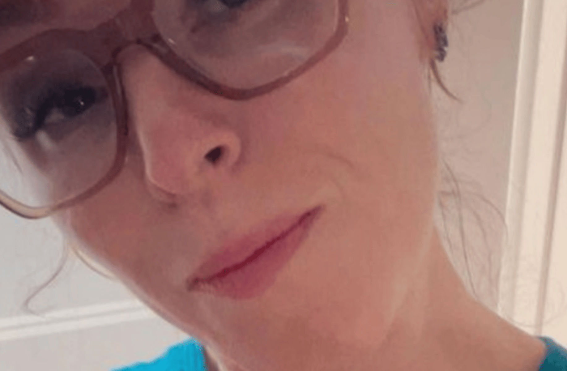 Ruth connell