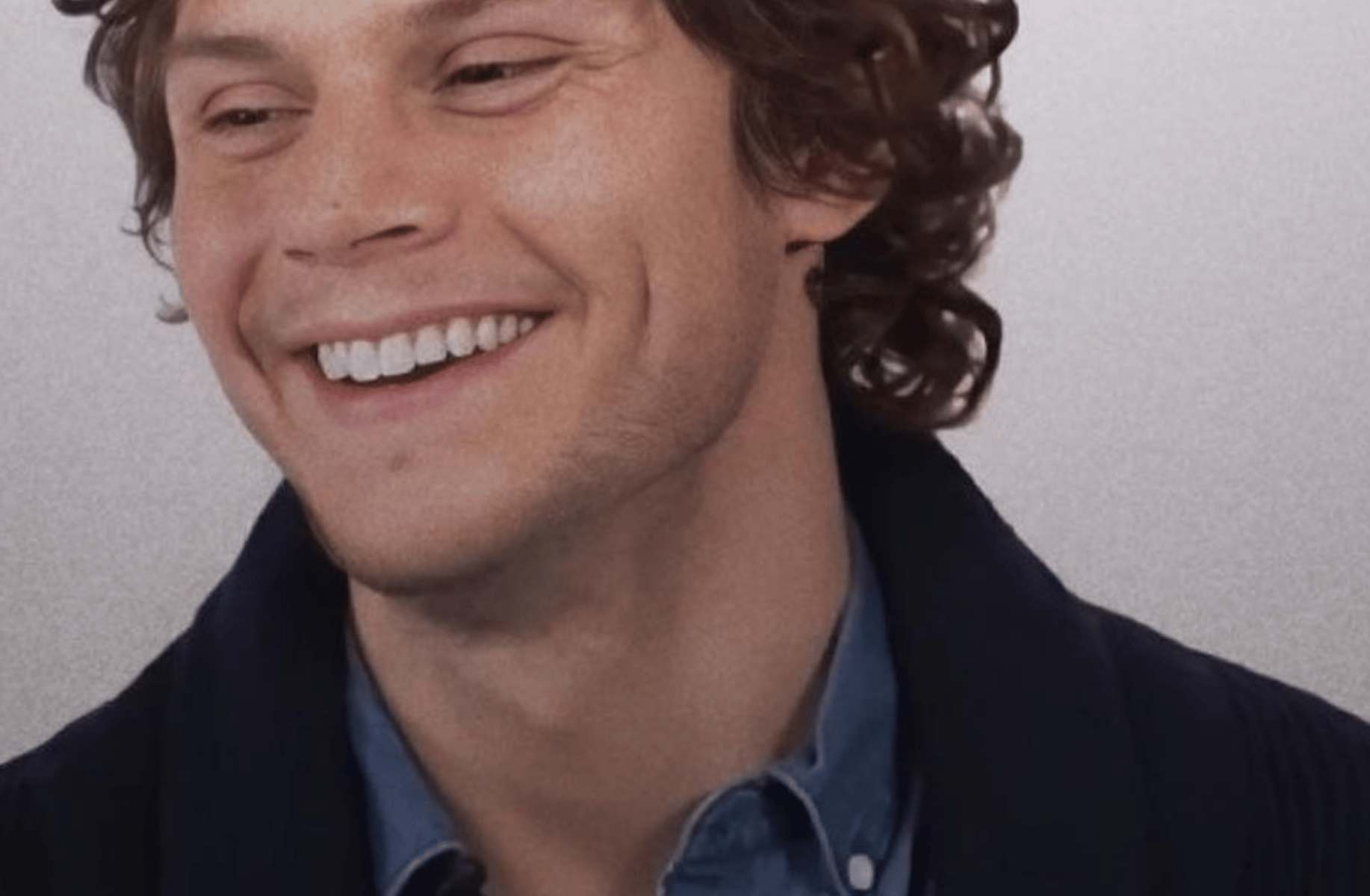 Evan Peters