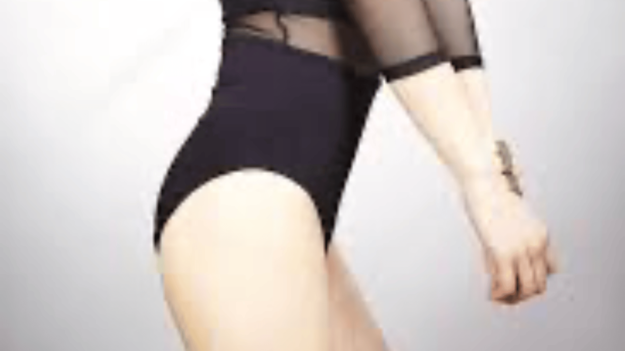 Mia