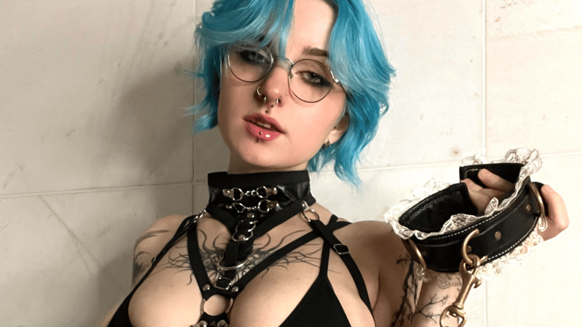 Lyra Crow