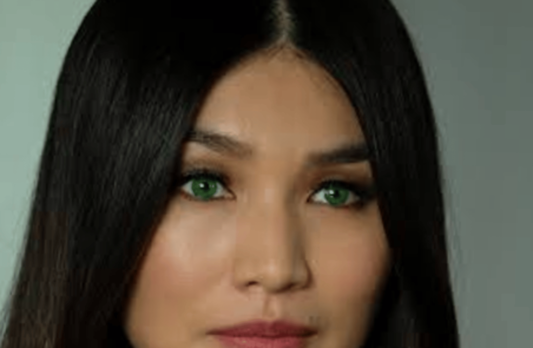 Mia