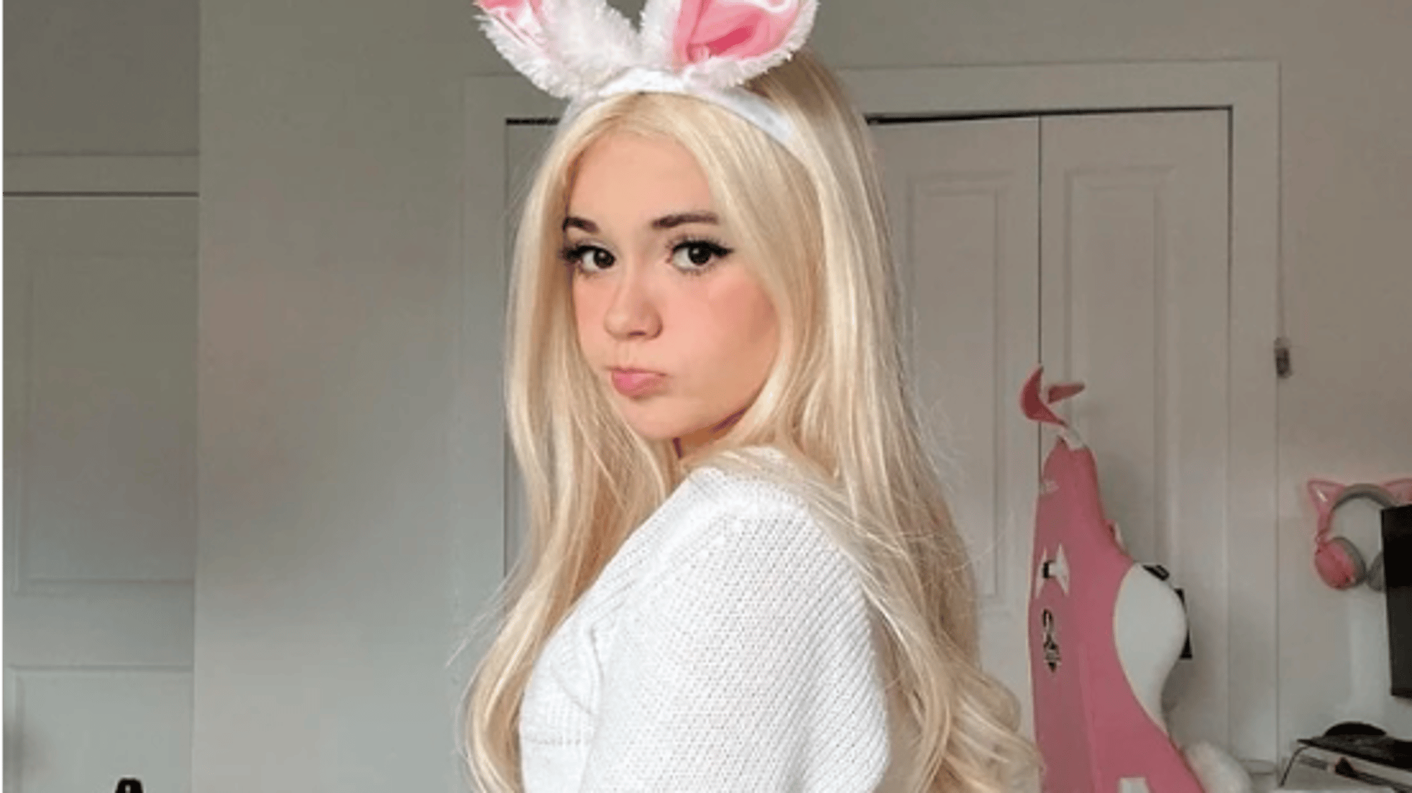 Ava