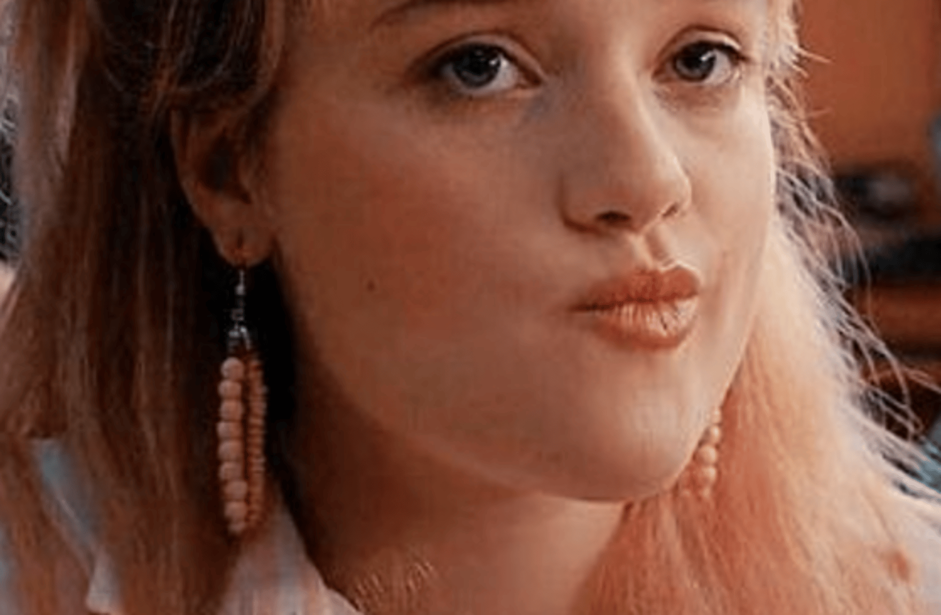 Angela(stranger things)