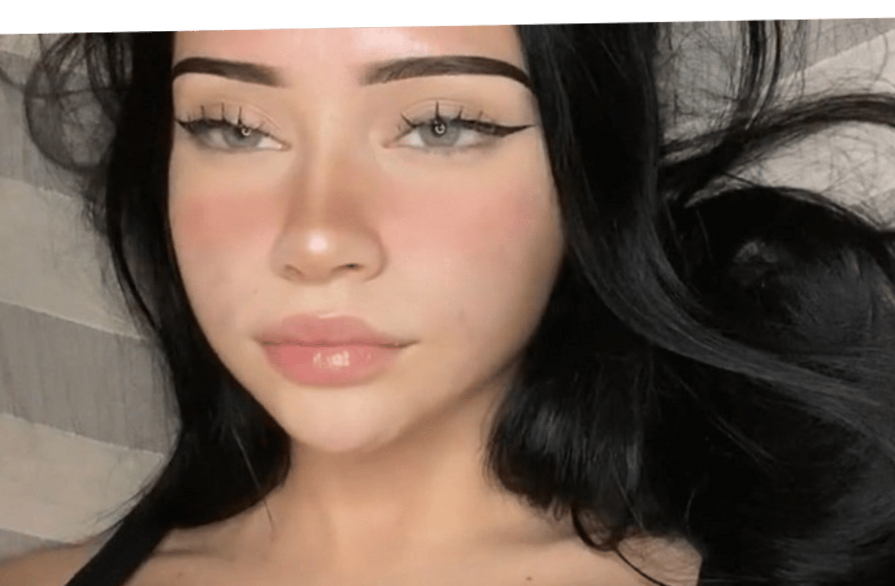 Mia