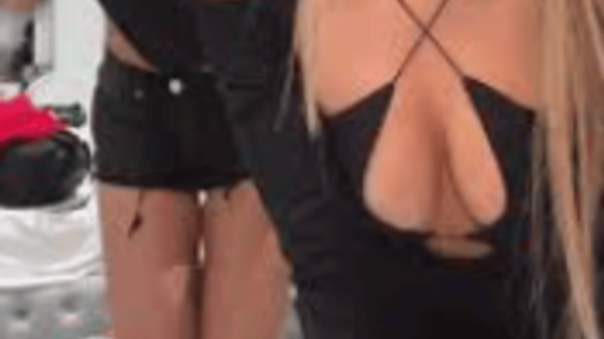 Sexy sisters