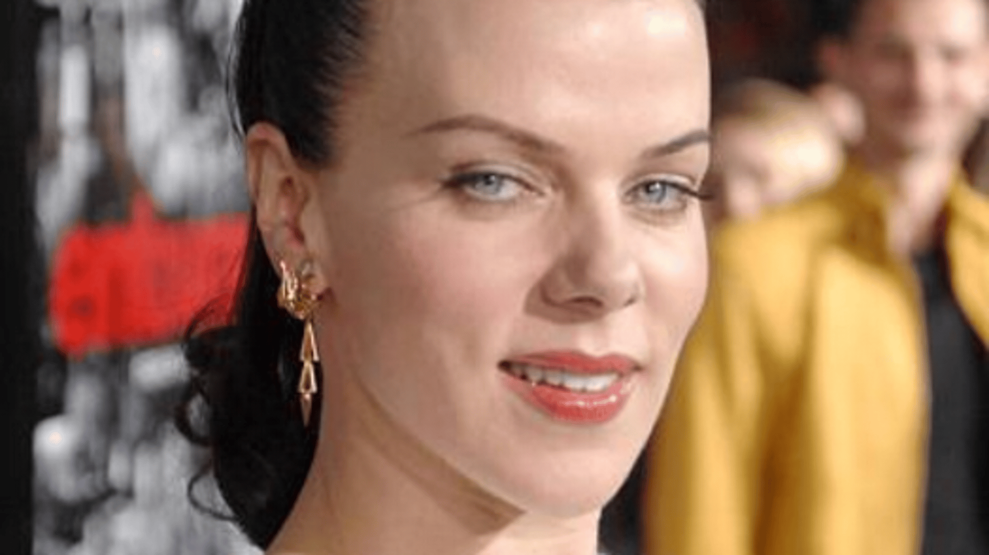 Debi mazar