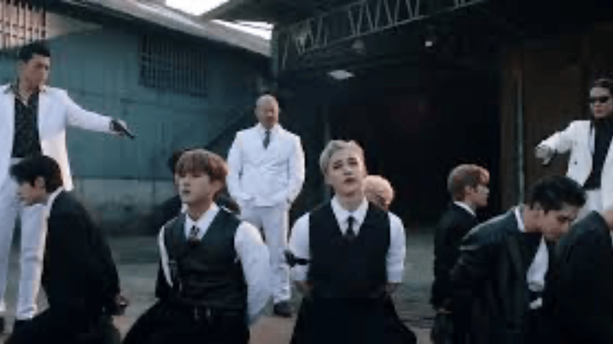 Stray Kids