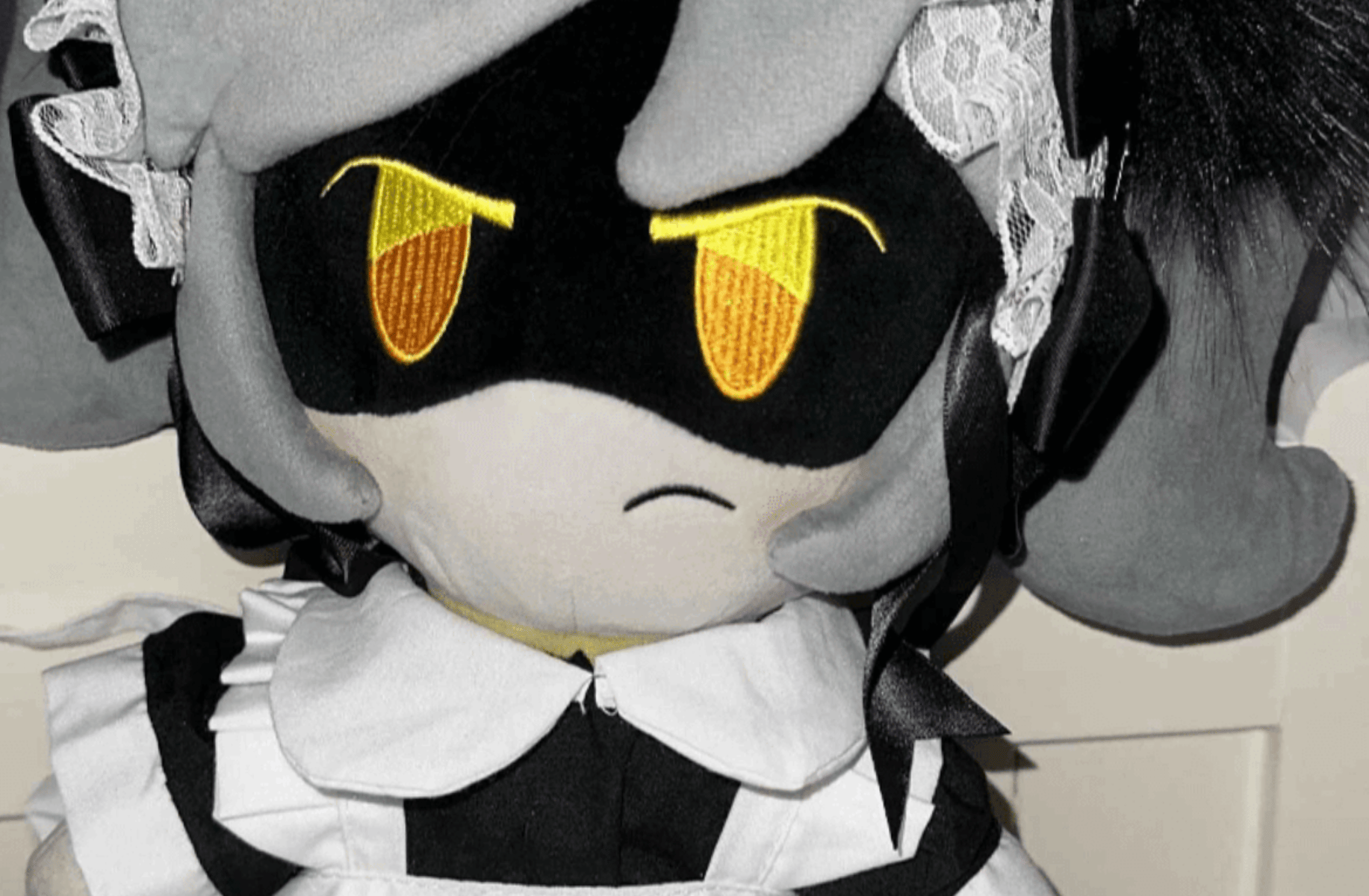 Roommate J, maid ver