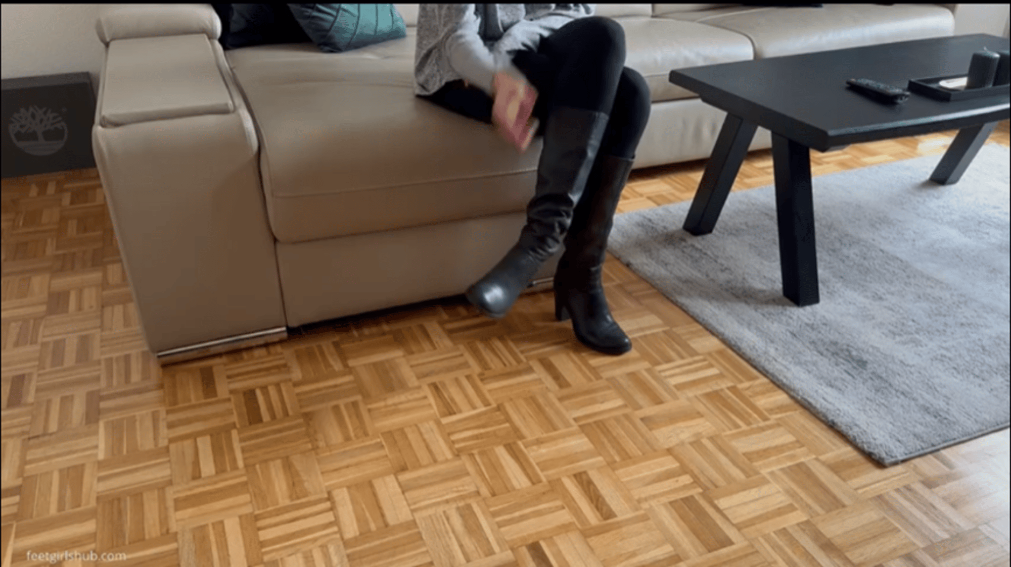 Pretty Dirty Foot Girls