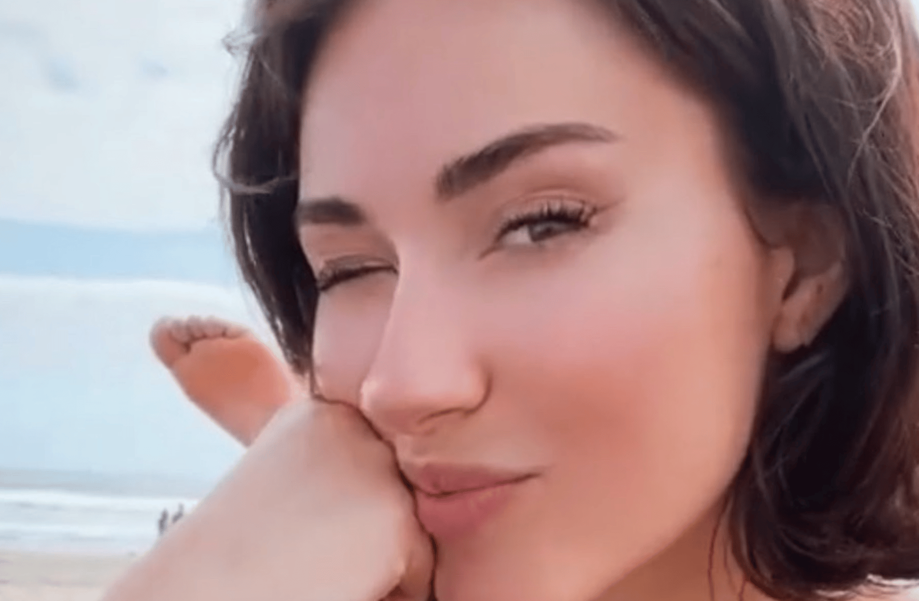 Natalie (Beach girl)