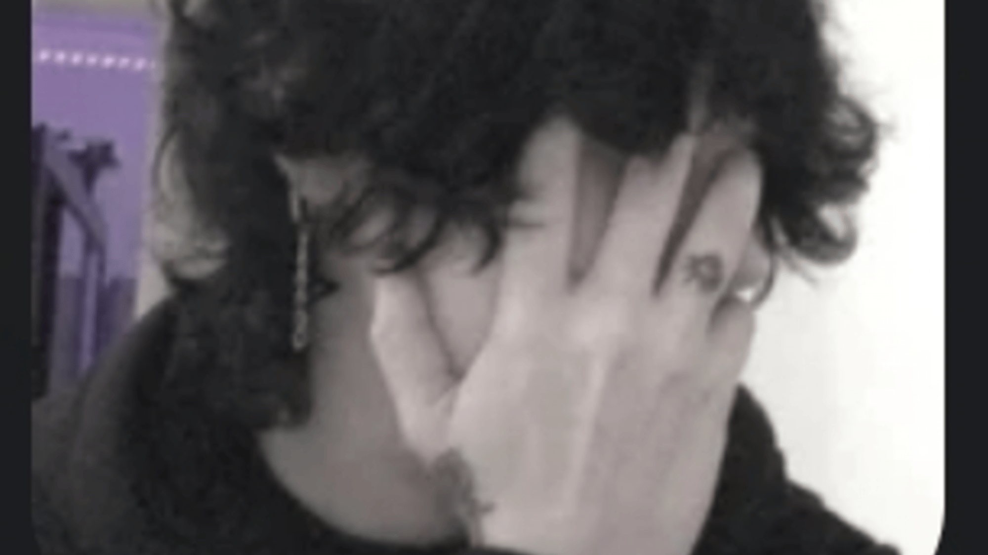 The quiet grunge boy