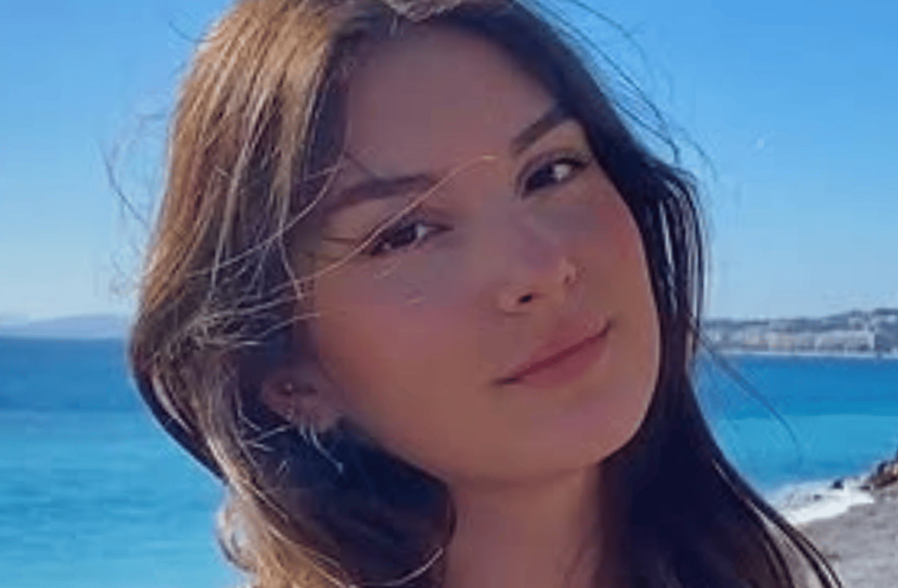 Manon , la grosse salope