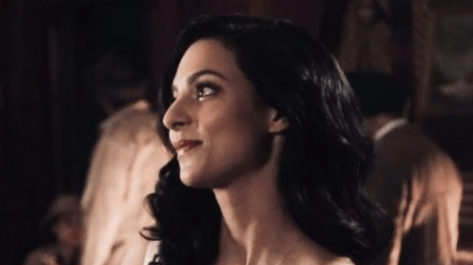 Zari Tomaz