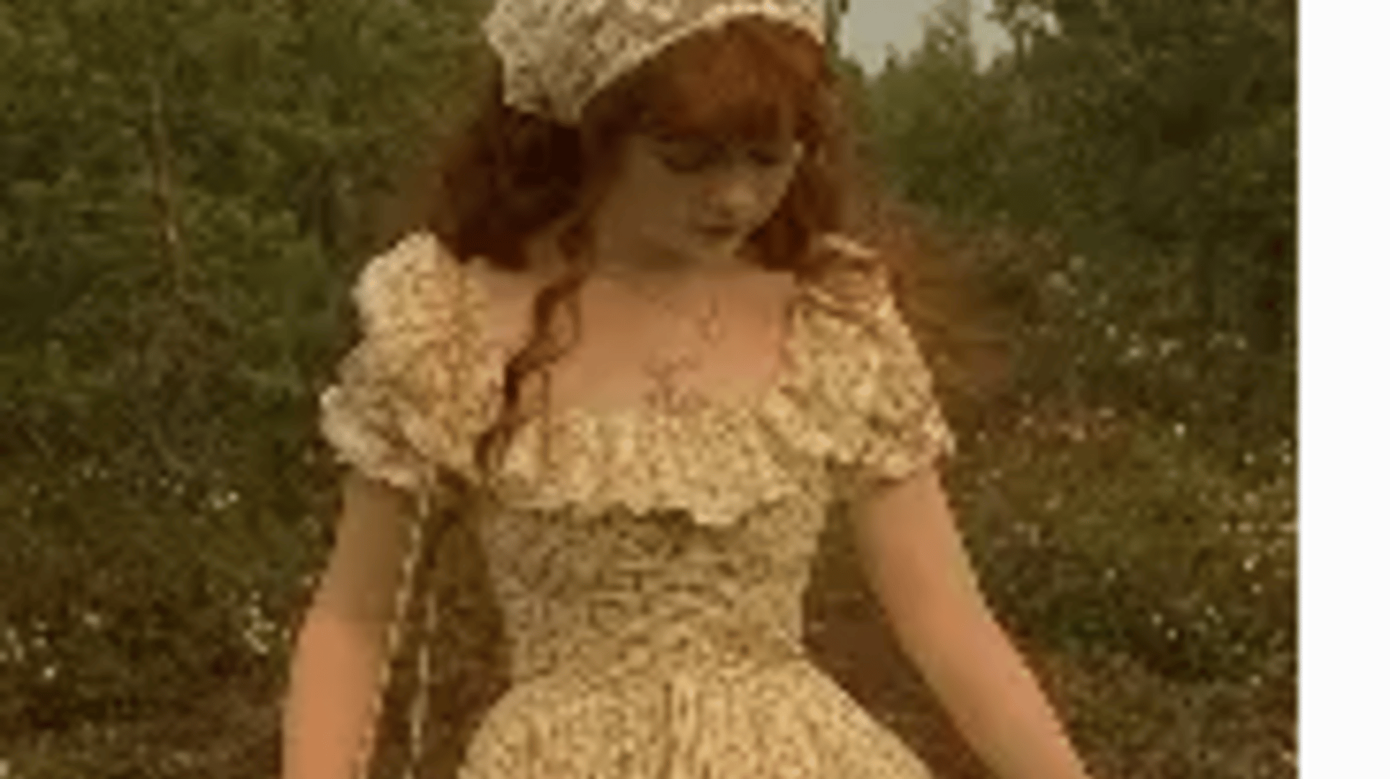 Goofy cottagecore girl