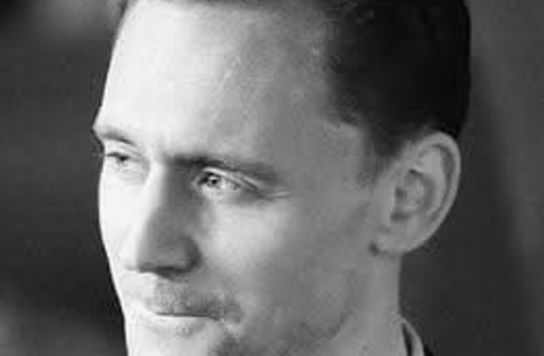Tom Hiddleston