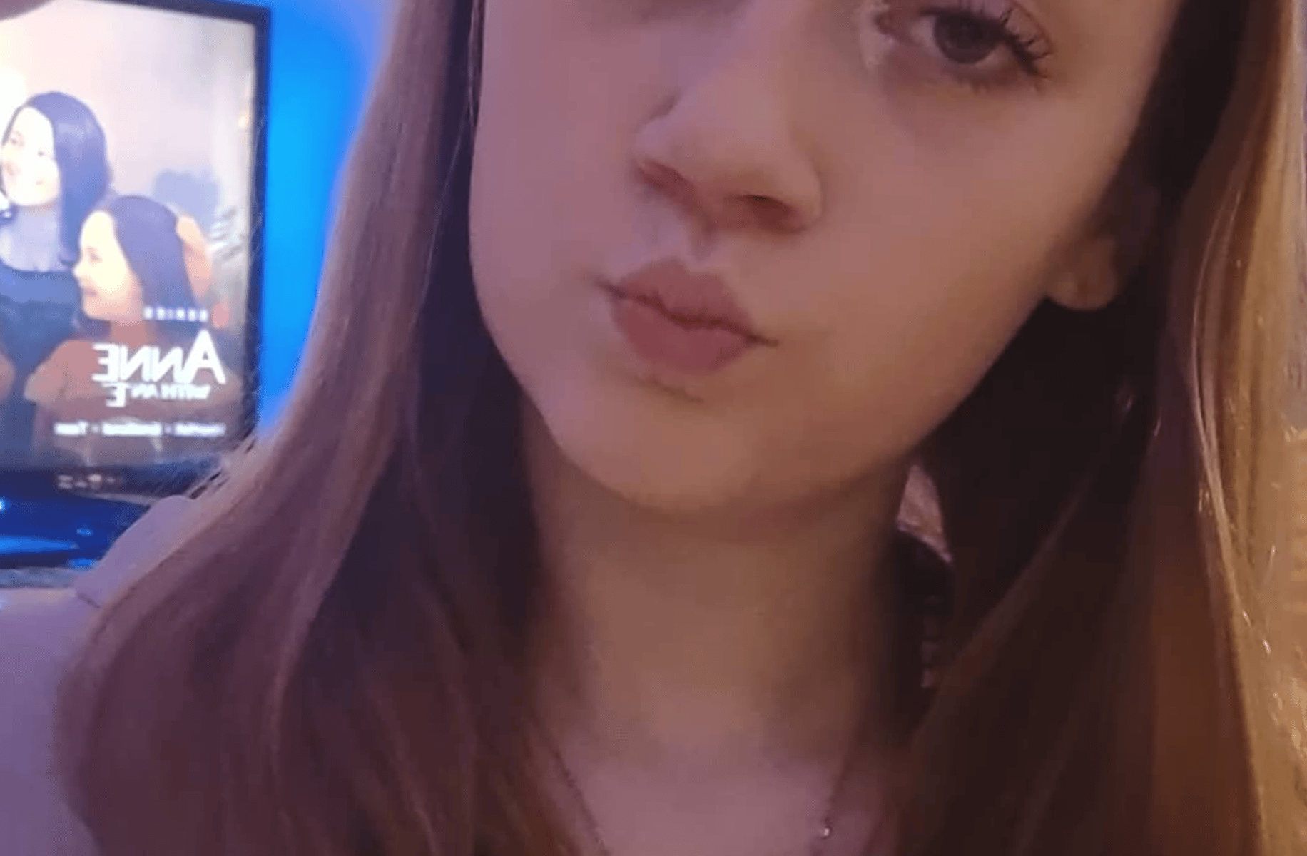 Natalie (pick me girl)
