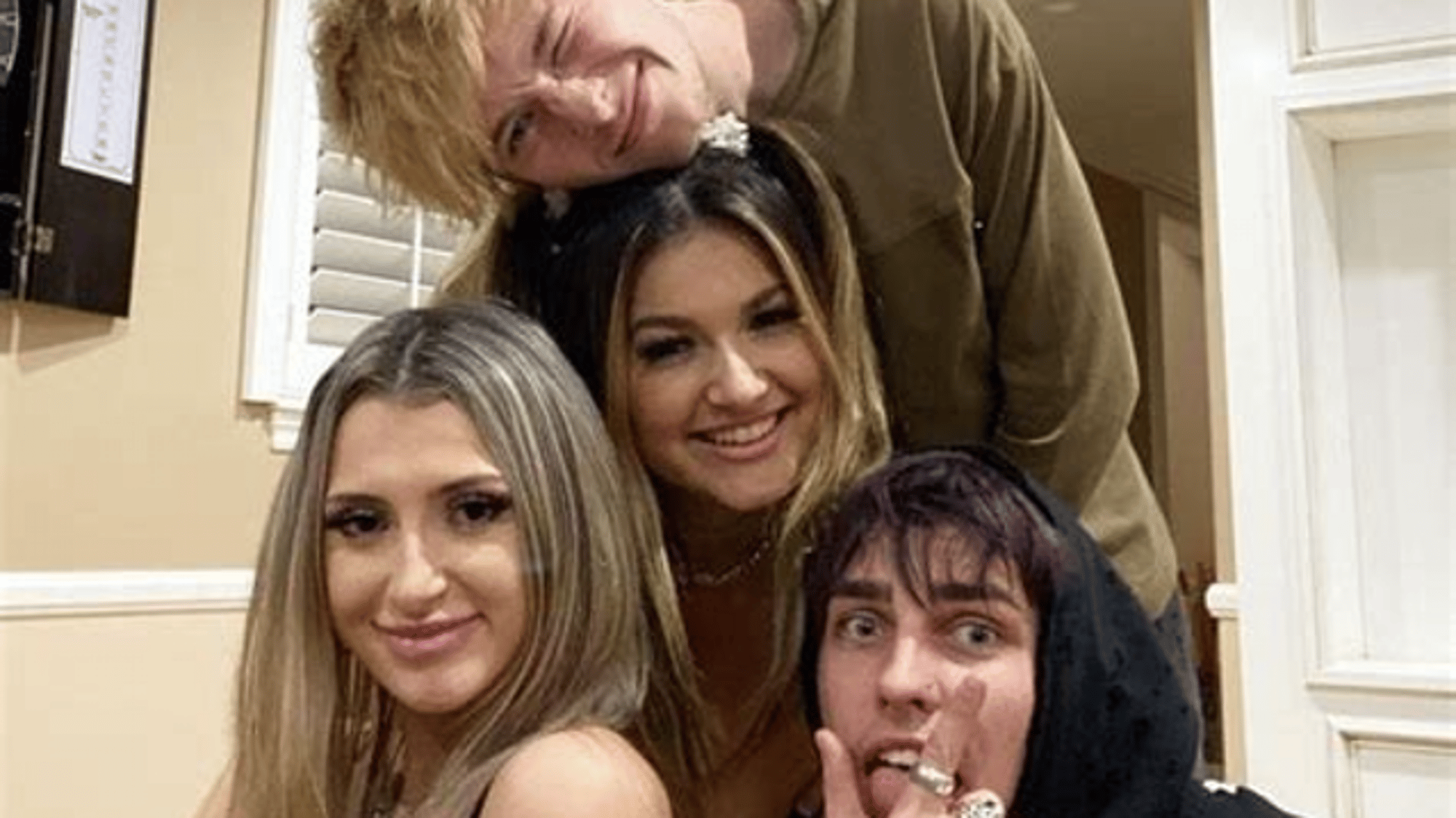 Sam Colby Kat stas
