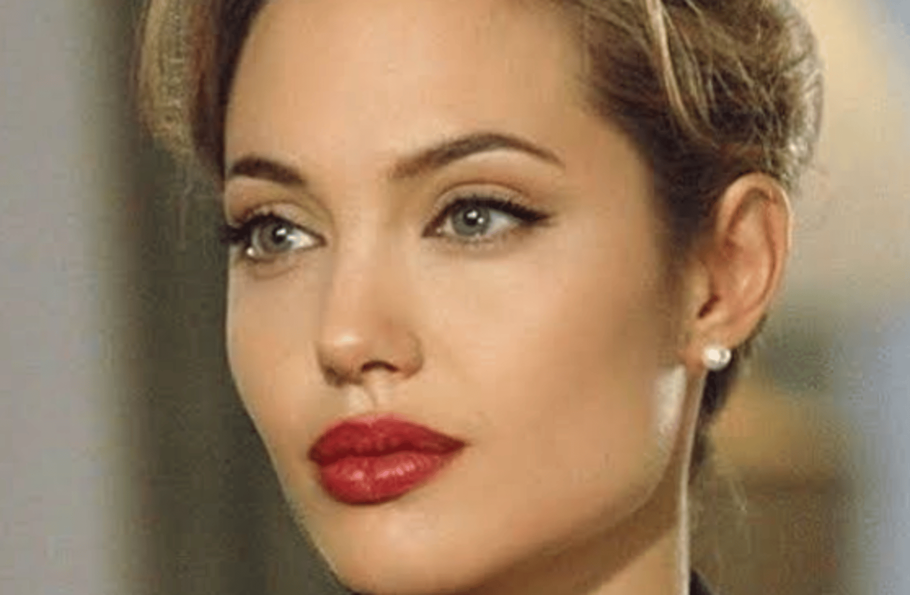 Angelina Jolie