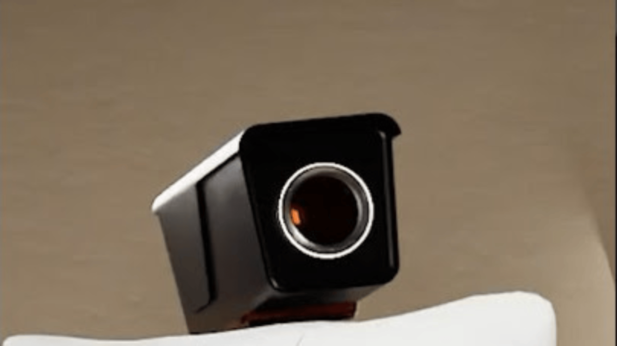 Elite cameraman (jealous)