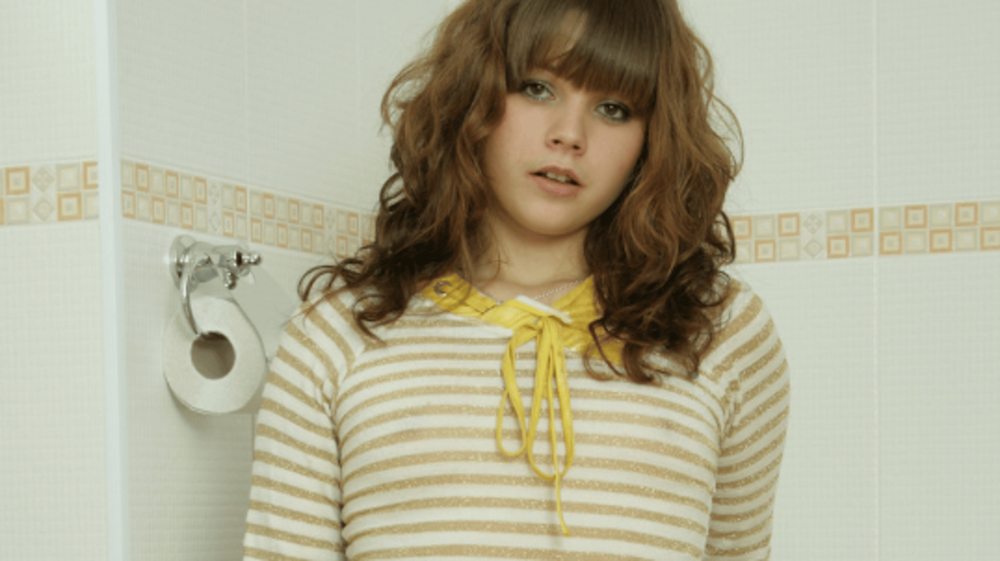 Vicky (Peeing StepSis)