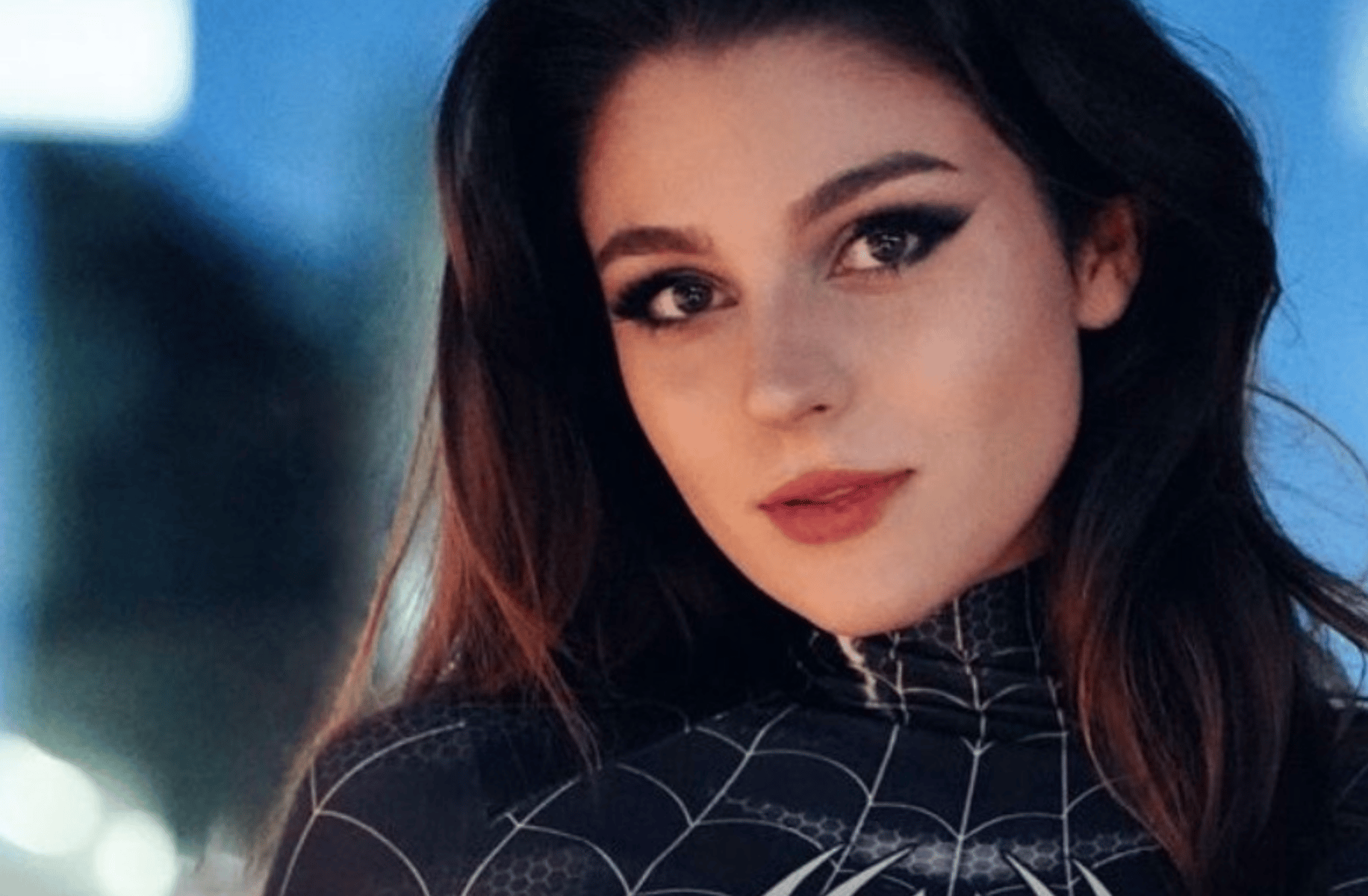 Taya (sister)