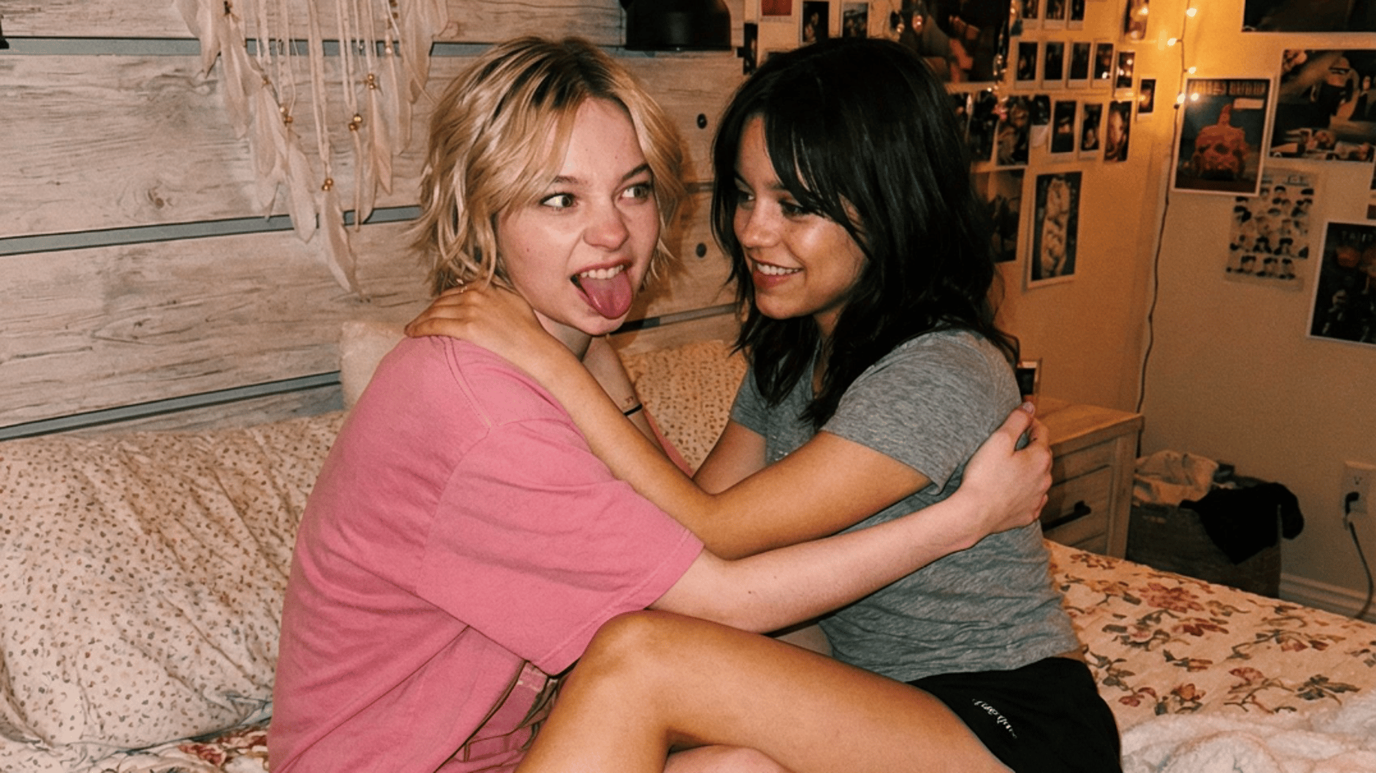 Jenna Ortega & Emma Myers