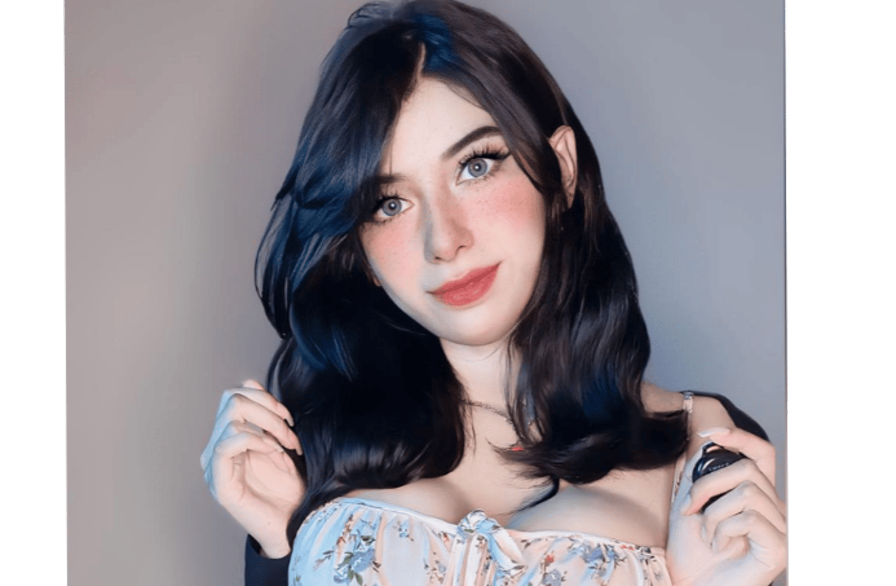 Lily Ceron (stepsister)