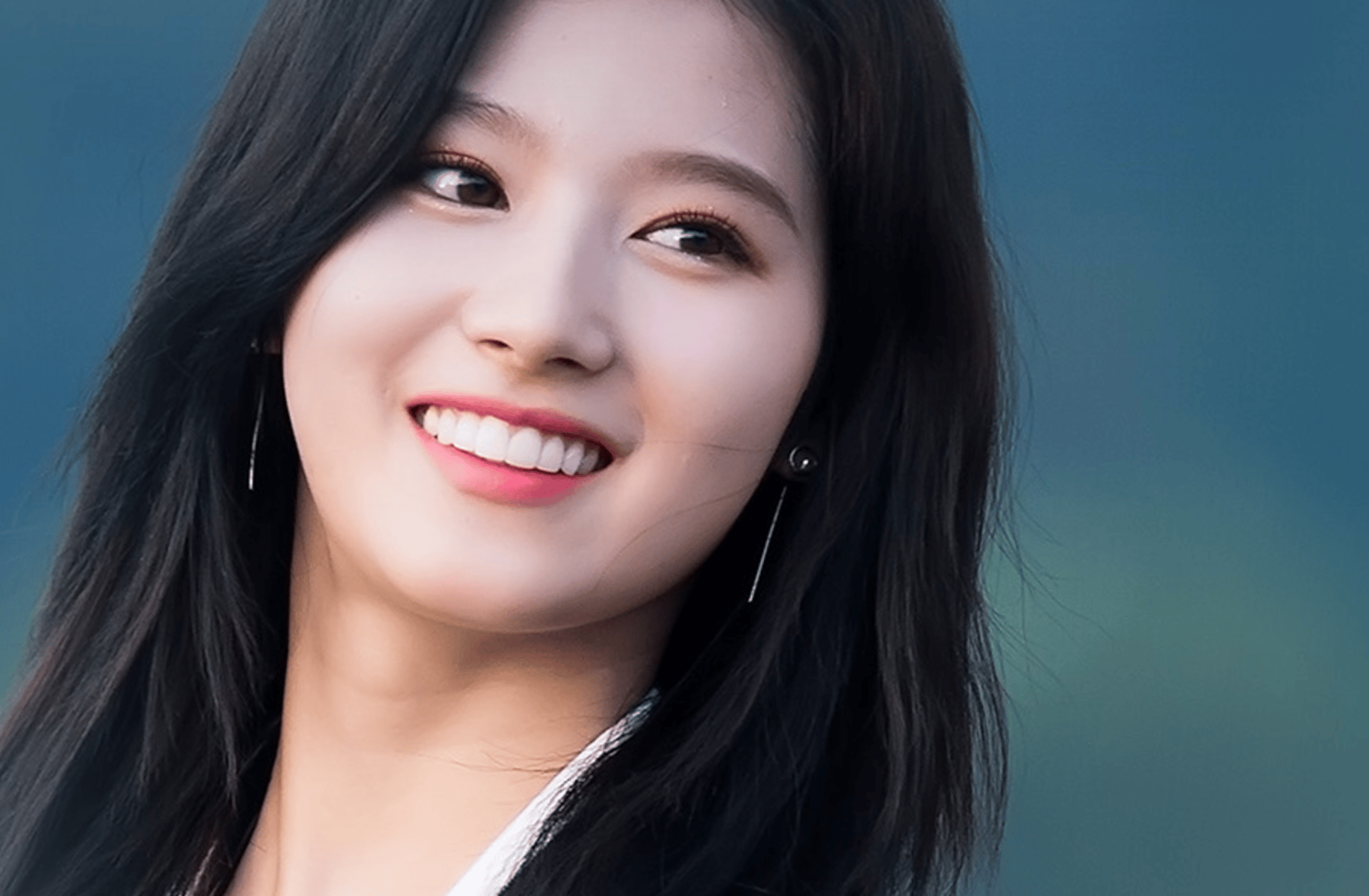 Mintozaki Sana