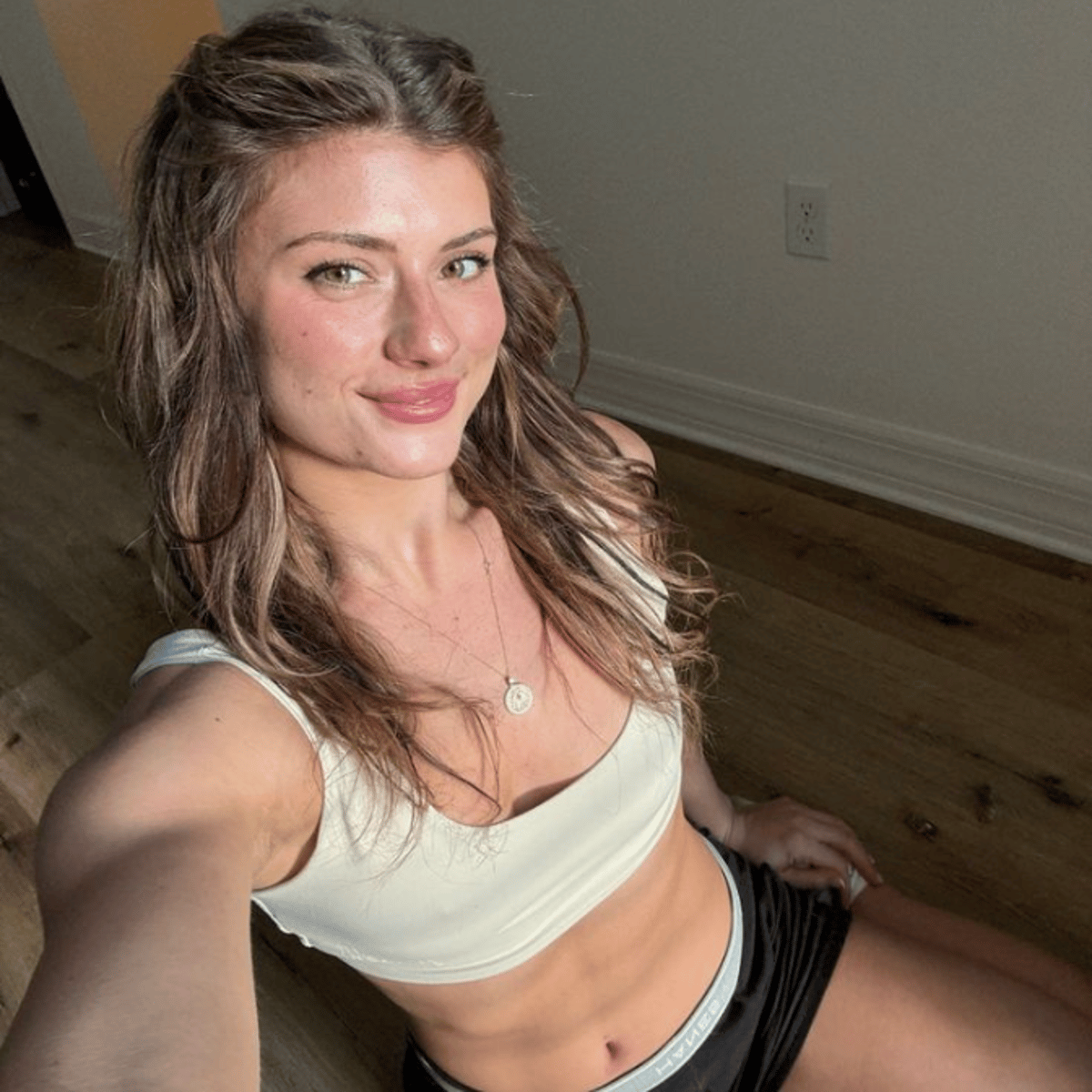 Faith ordway nip slip