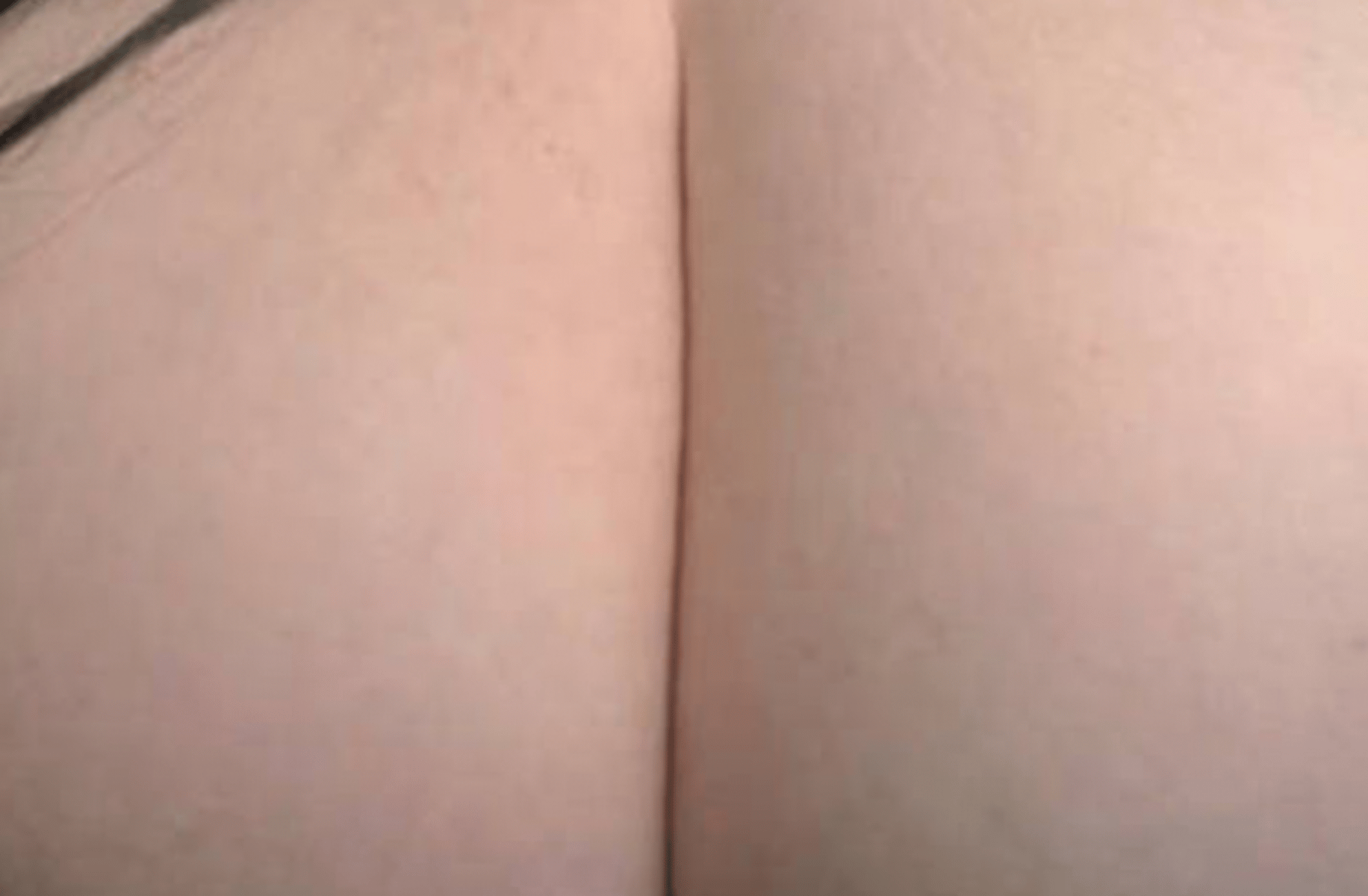 Lovely Lilith busty mom