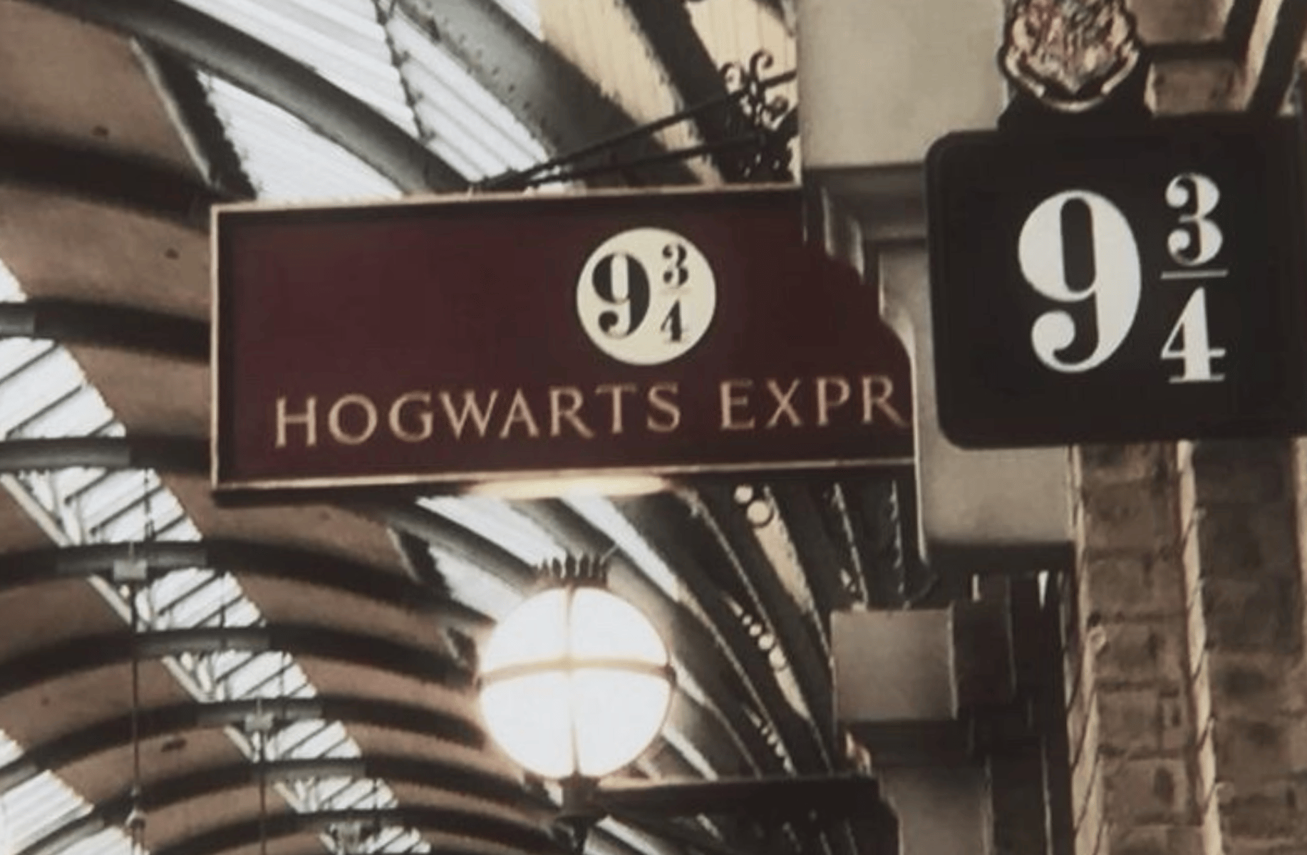 - HOGWARTS -
