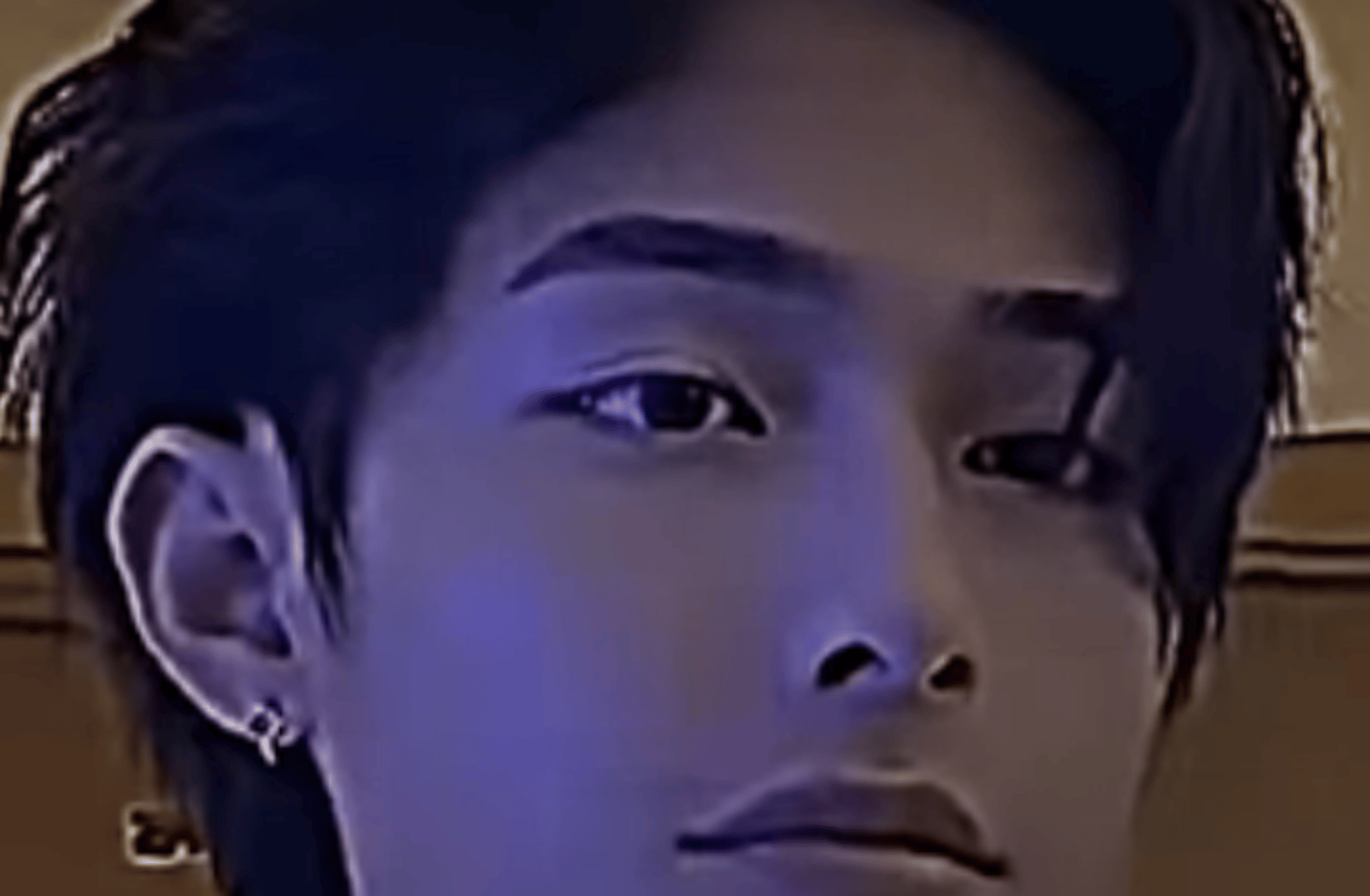 V
