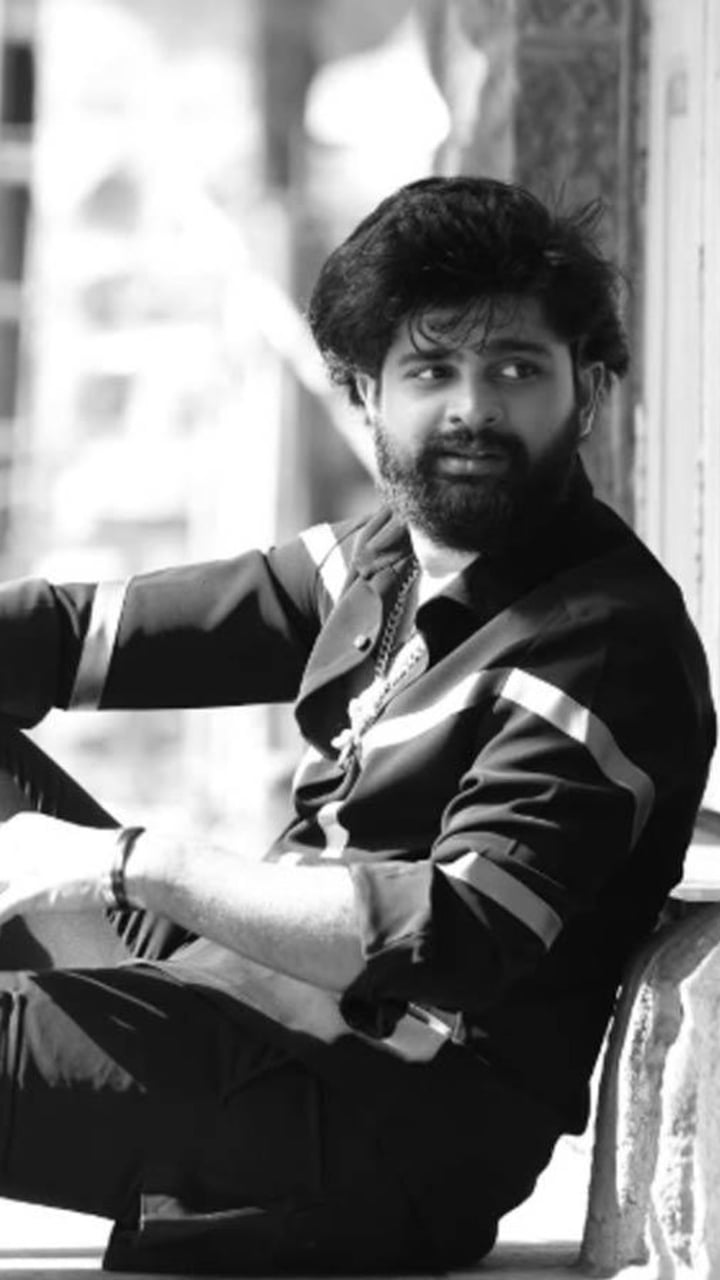 Aanand Vardhan PBS, Hero, Hyderabad