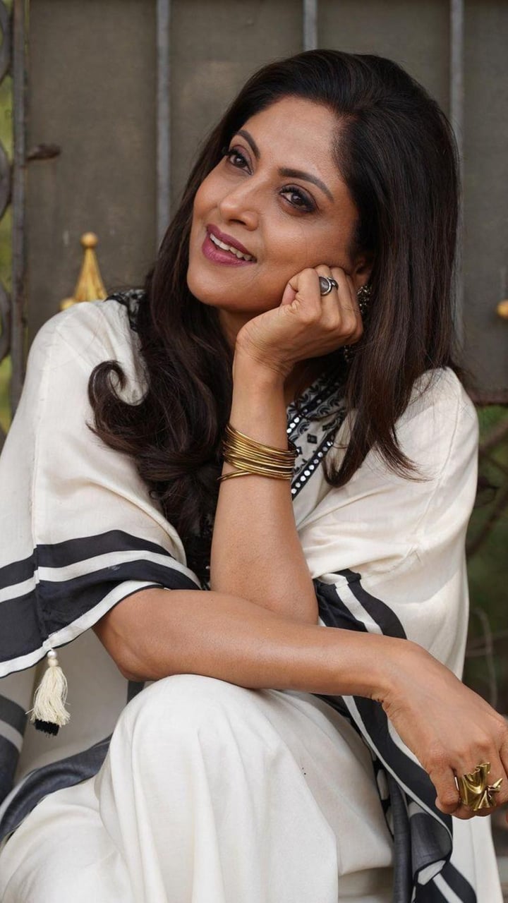 Nadhiya Moidu, Supporting Artist, Mumbai
