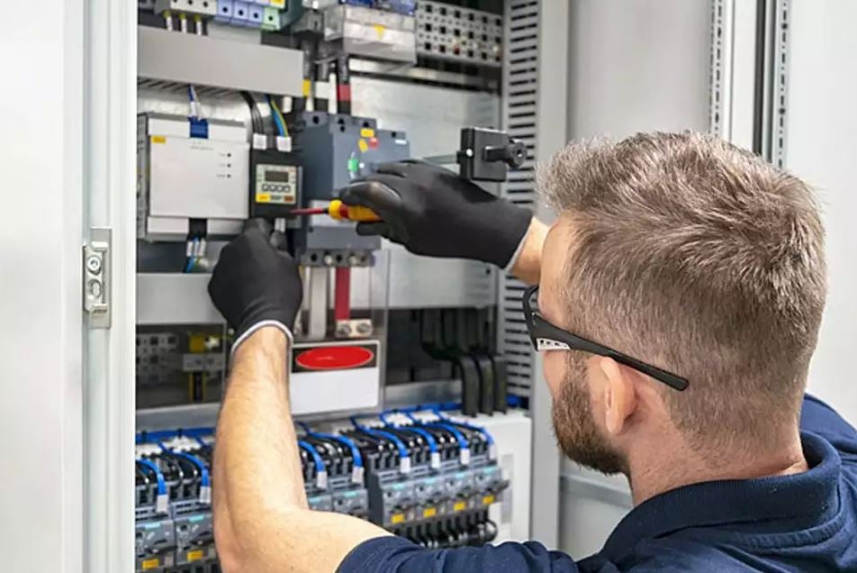 חשמל ואלקטרוניקה