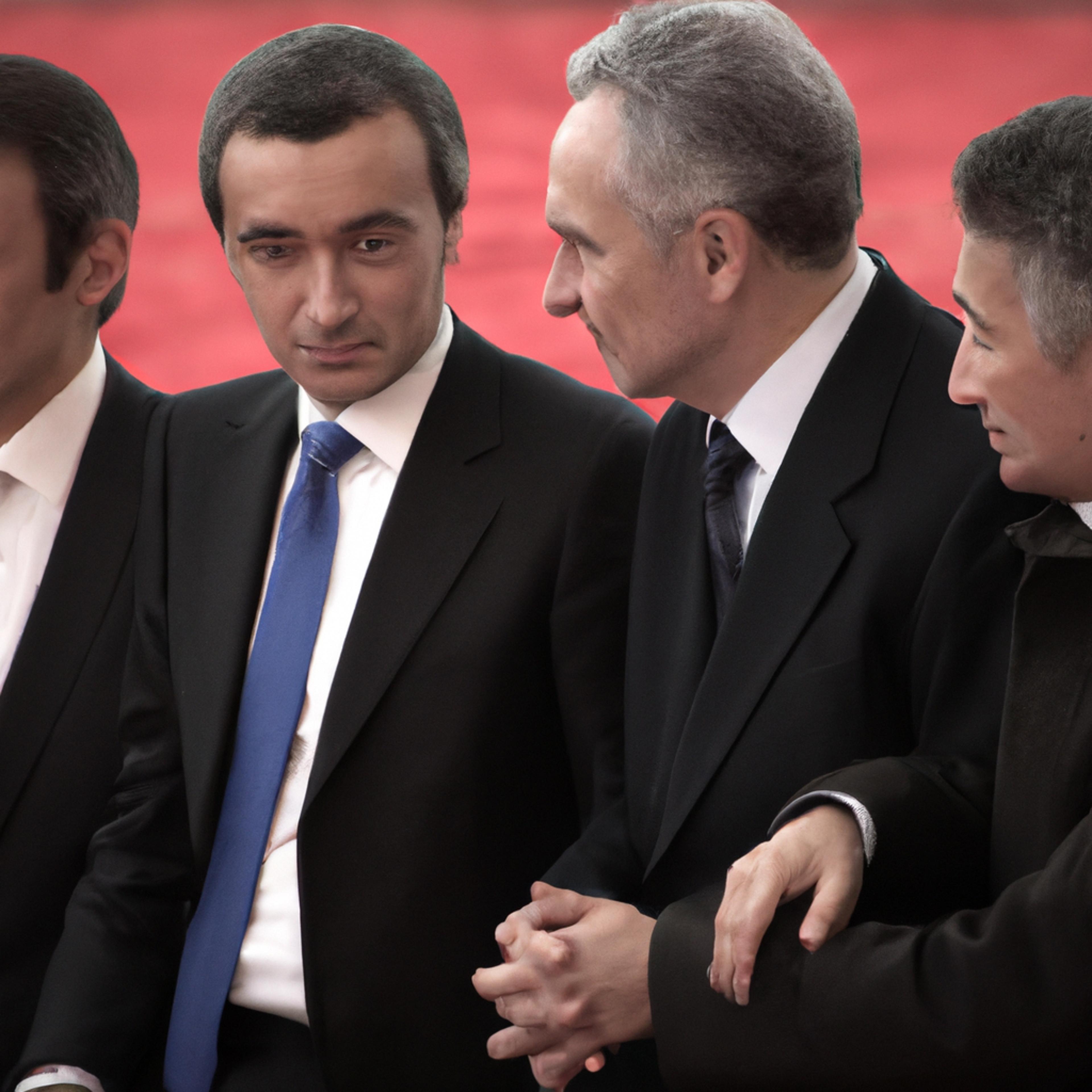 French and European Leaders Meet in Beijing Amid Ukraine Crisis, Taiwan Tensions
