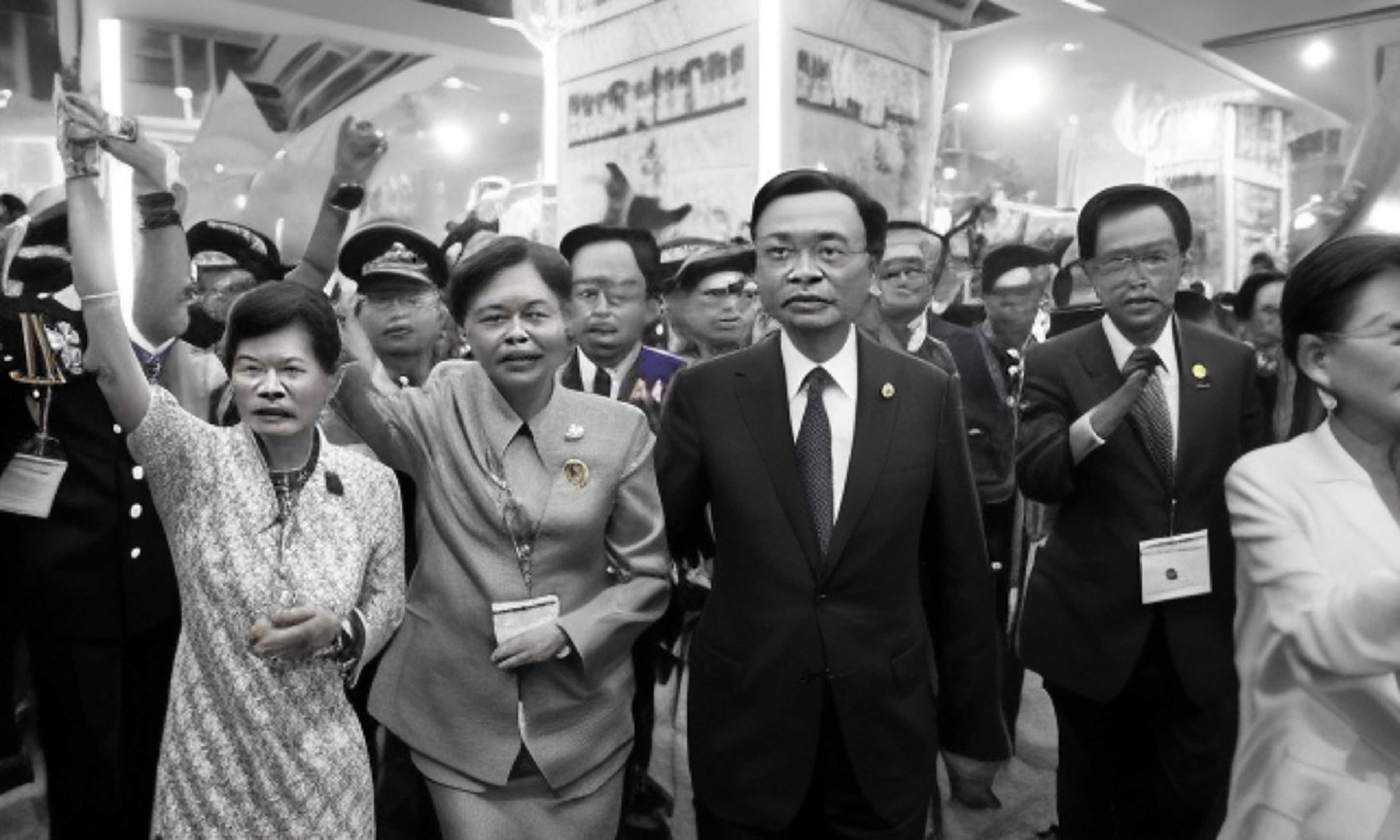 Pheu Thai's Thaksin's Daughter Leads Race in Upcoming Election, Move Forward Gains Momentum