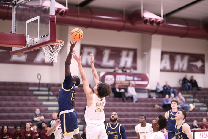 Image for Makabu, Holder lead MBB to win over Anderson