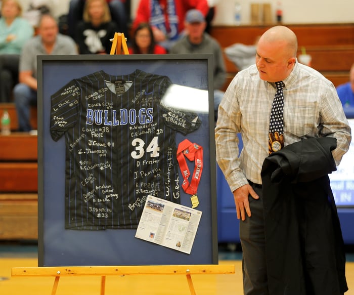 Image for Looking back at Tracey Crull's retirement and everything that led to Centerville's 2022 baseball sea...