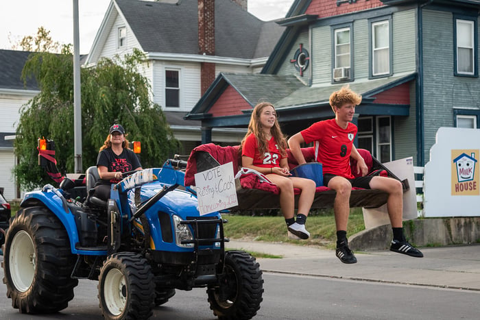 Image for RHS Homecoming Parade 2022