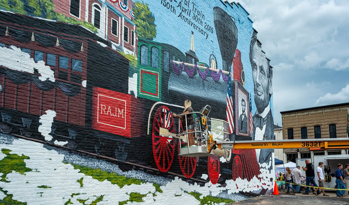 Image for Painting a Mural