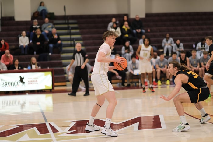 Image for MBB falls to Spartans