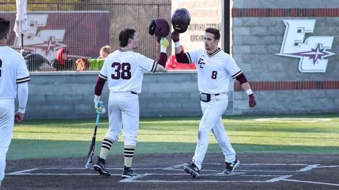 Image for Baseball sweeps Olivet on opening weekend