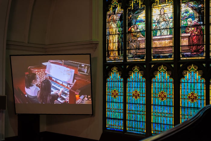 Image for Carefully Placed Cameras Show Hand and Foot Work on Organ