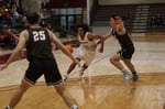 Image for Walker hits double digits for seventh straight game
